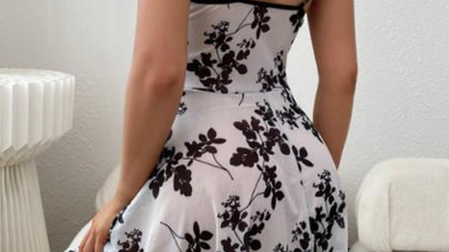 Margareth - Black and White Floral Nightie