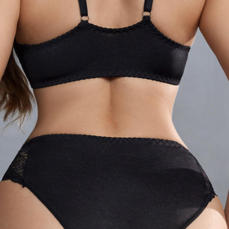 Emilie - Panties and Bra Set