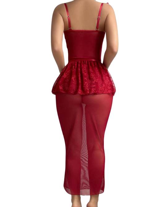 Robe lingerie longue rouge en dentelle avec armatures